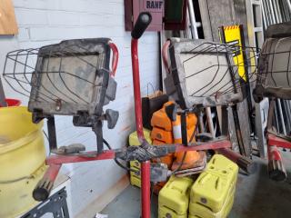 2x Portable Worksite Halogen Lights