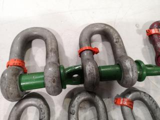 7x Assorted Lifting D-Shackles