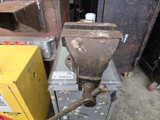 Dawn Metal Vice 