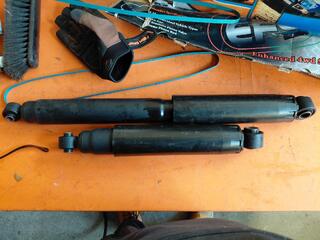 2 x Shock Absorbers