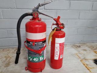 2x Fire Extinguishers