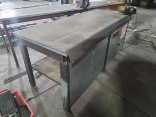 Workshop Bench with Vice