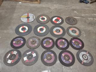 Assortment of 18 Grinding Discs