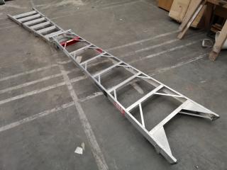 Ullrich 2.4m Aluminium Step Ladder