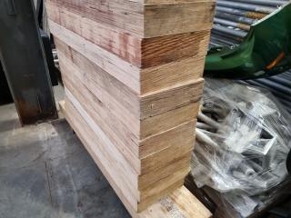 16x Off-Cut Lengths of Structural Laminated Veneer Lumber