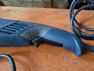 Bosch Corded 125mm Angle Grinder GWS 15-125 CITH