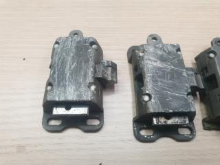 7 x Damaged MD500 Door Latchblocks