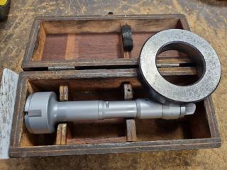 Mitutoyo 3-Point Internal Micrometer 368-739, 40-50mm w/ Setting Ring