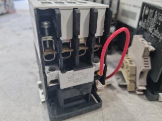 23x GE General Electric 3-Phase Contactors