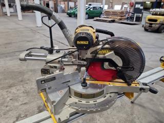 DeWalt 254mm Sliding Compound Mitre Saw w/ Stand