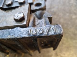 Vintage Woden Pipe Vice 180/1