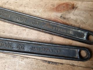 2x Vintqge Antique Crescent Tool Co Adjustable Wrenches AT118