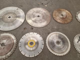 Assortment of Circular Saw Blades