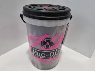 Muc-Off Dirt Bucket