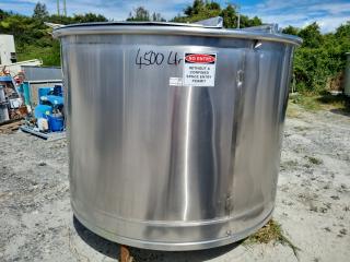 4500 Litre Stainless Tank