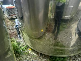 Approx 7000 Litre Stainless Tank 