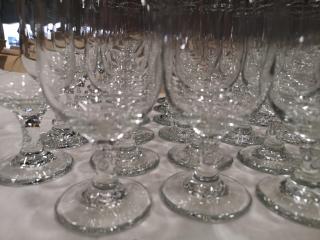 47x Wine Glasses, Bulk Lot