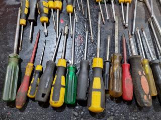 50x Assorted Used Screwdrivers