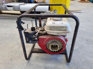 Honda Portable Petrol Water Pump, Missing engine parts!