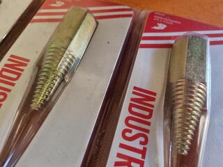 4x Josco 14x2mm Tapered Spindles, New