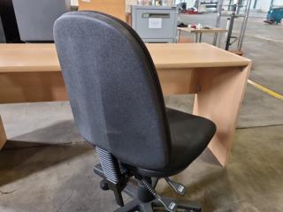 Standard Office Desk w/ Gas-lift Chair