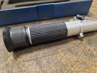 Refractometer with Case