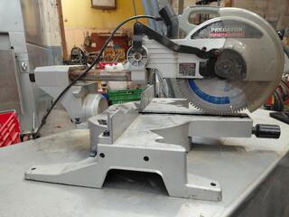Predator 255mm Dual Slide Compound Mitre Saw