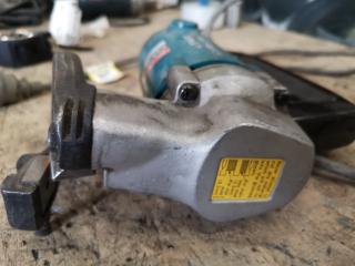 Makita 660W Corded Shear