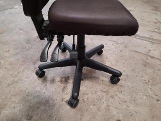 L-Shaped Office Corner Desk Workstation w/ Chair & Mobile.