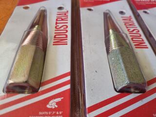 4x Josco 14x2mm Tapered Spindles, New