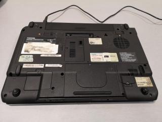 Toshiba Tecra A6 Laptop Computer w/ Case