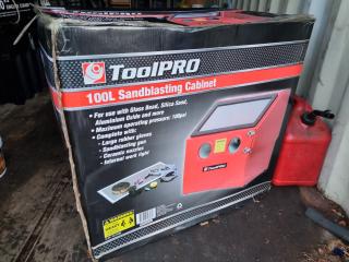 ToolPro 100L Sandblasting Cabinet, New in Box