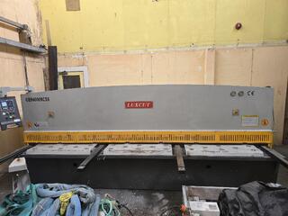 Luxcut 4 Metre Guillotine 