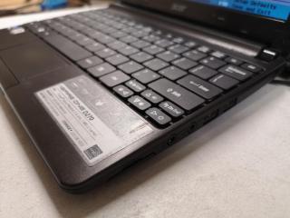 Acer Aspire One D270 Netbook Computer