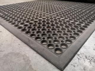 4x Anti Fatigue Rubber Workshop Floor Mats