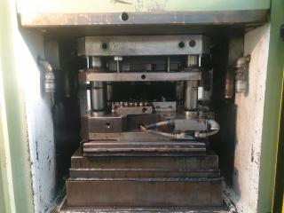 Schmid 320 Ton Fine Blanking Press