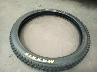 2 Maxxis Minion 24" MTB Downhill Tyres