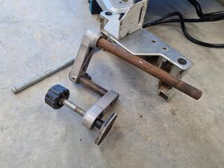 Makita Corded Slide Compound Mitre Saw w/ Stand