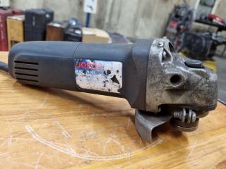 Bosch Corded Angle Grinder GWS 6-100