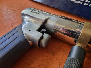 2x Campbell Hausfeld Air Drills