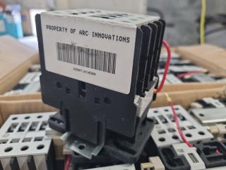 24x GE General Electric 3-Phase Contactors CL04310MA