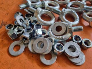 16x Lifting Eye Bolts, New