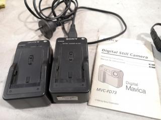 Vintage Sony Digital Mavica MVC-FD88 1.3mp Camera, Faulty Screen