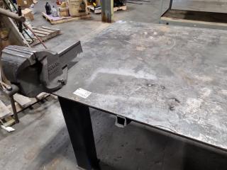 Heavy Duty Steel Topped Workshop Table w/ Vice