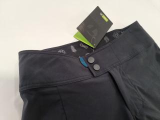 Tineli Cycling Trail Shorts - Size 140