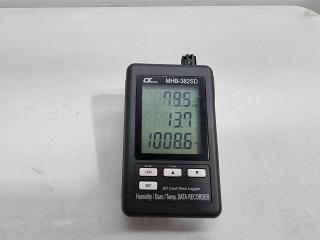 Lutron Humidity / Barometer / Data Recorder (MHB-382SD)