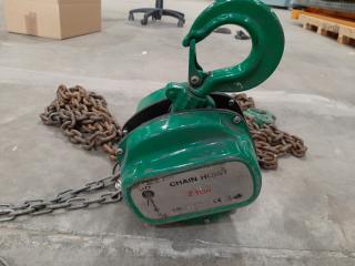 Lift Masters 2 Tonne Chain Hoist/Block.