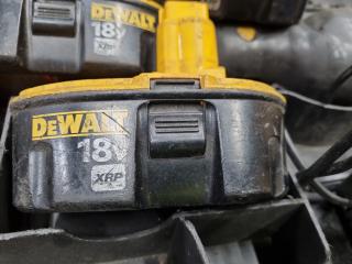 DeWalt 18V Reciprocating Saw DC385, w/ Accessories, Faulty Charger?