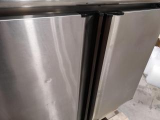 Stainless Steel Commercial Beer Fridge w/ Tap (Faulty)