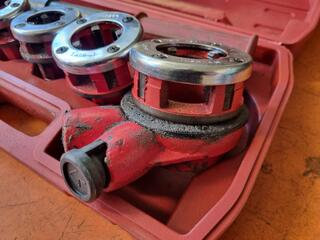 Ratchet Pipe Threading Tool Set